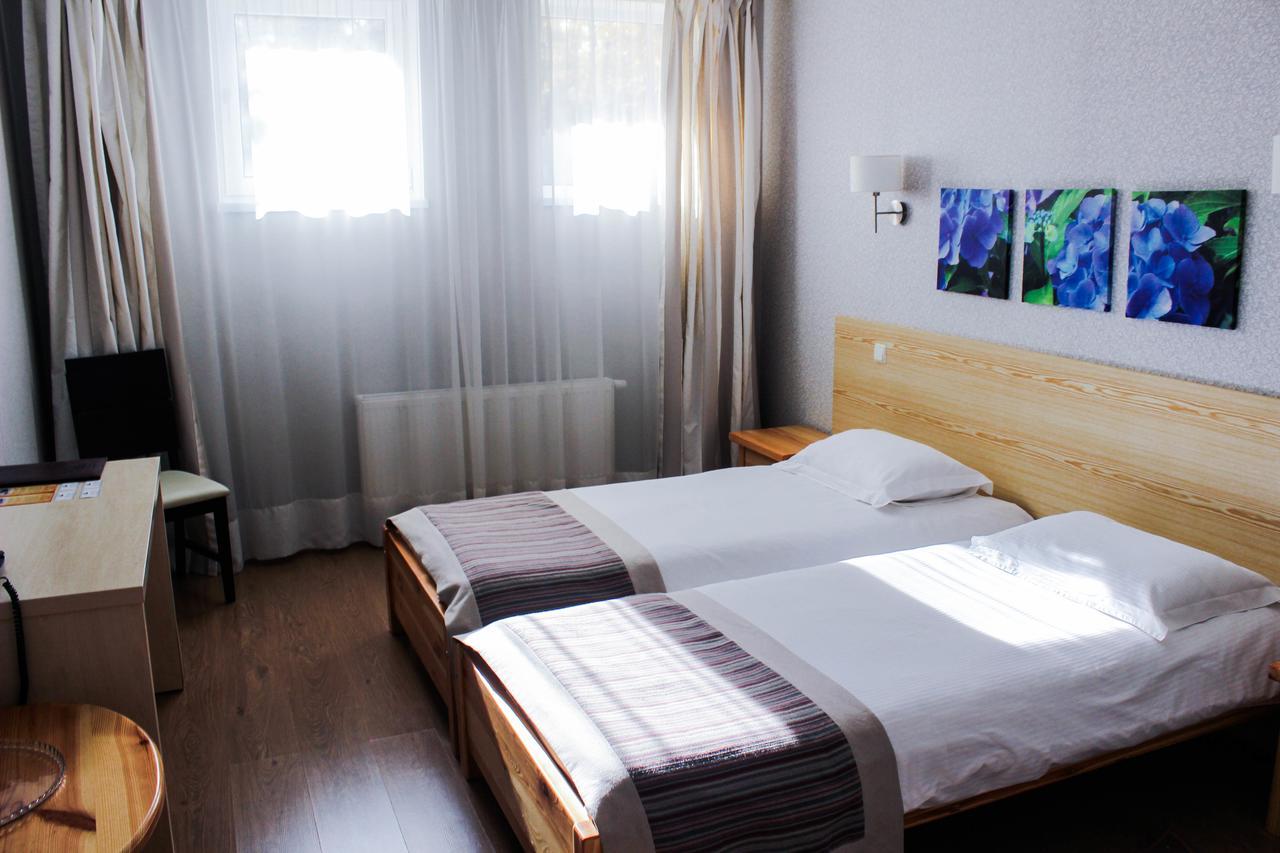Viktoria Park Hotel Buča Esterno foto