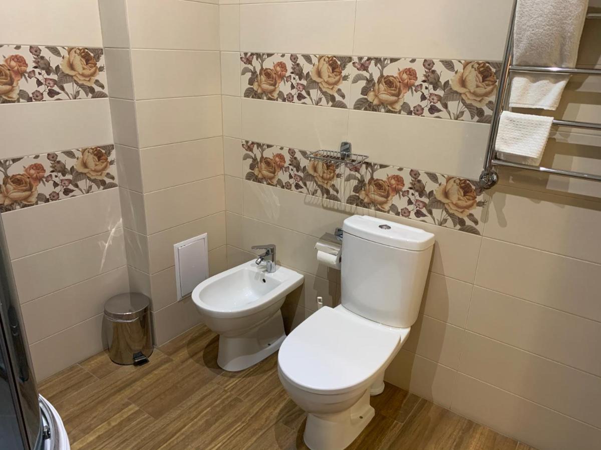 Viktoria Park Hotel Buča Esterno foto